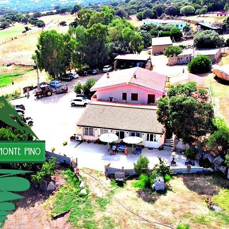 Agriturismo Monte Pino Telti Luaran gambar