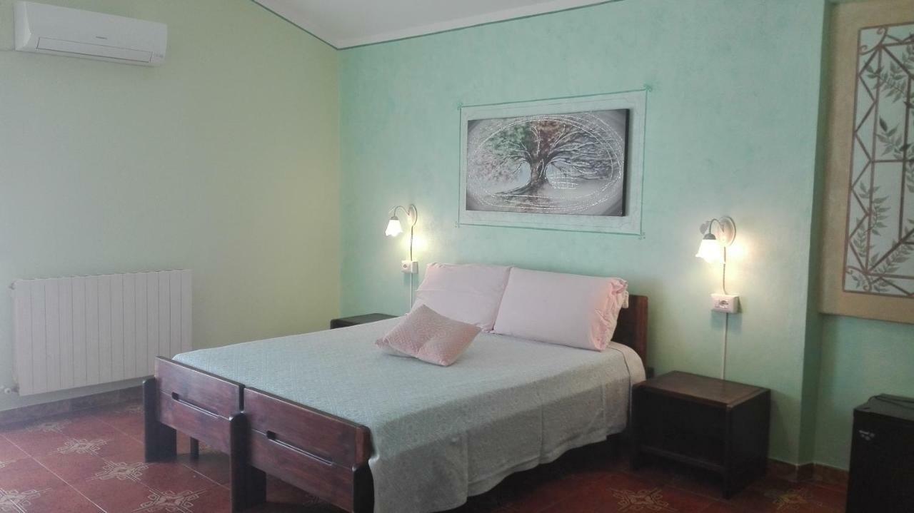 Agriturismo Monte Pino Telti Luaran gambar