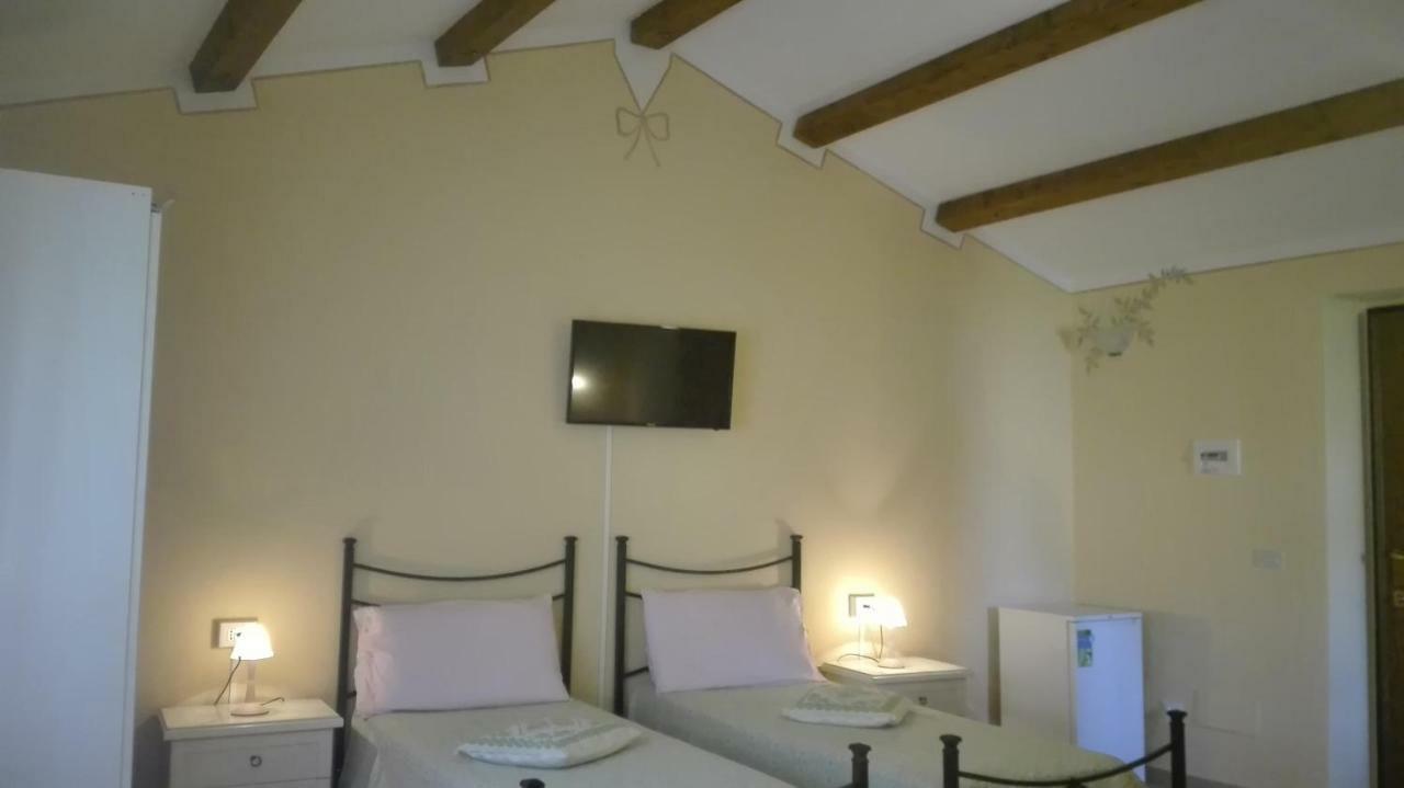 Agriturismo Monte Pino Telti Luaran gambar