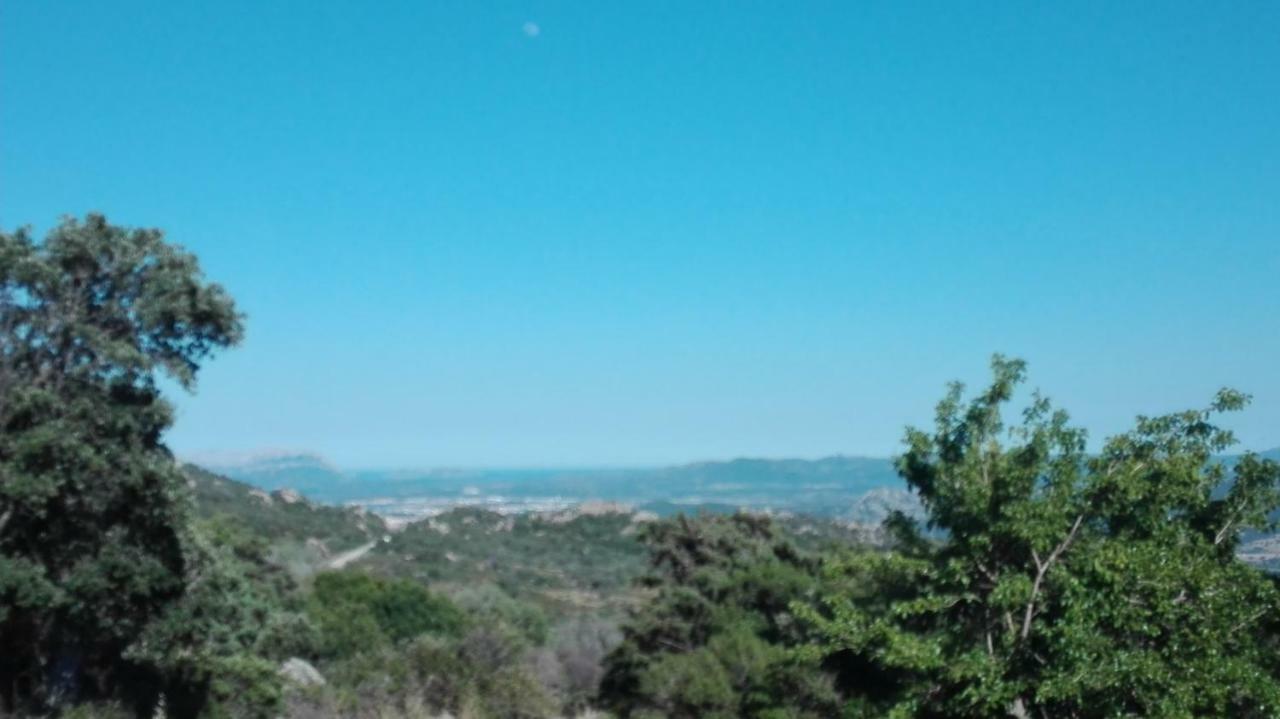 Agriturismo Monte Pino Telti Luaran gambar